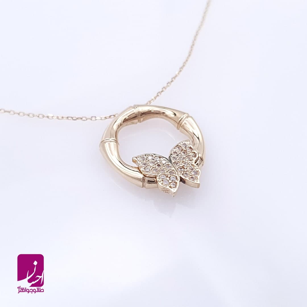 گردنی پروانه نگین دار🦋(وزن نگین کم شده)
