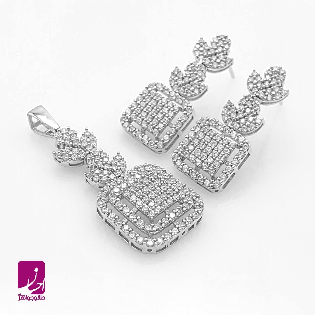 نیمست طلا دایموند (Diamond)